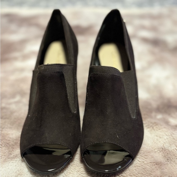 CALVIN KLEIN PEEP TOES BROWN LEATHER SUEDE PUMPS SIZE 8 - Picture 5 of 7